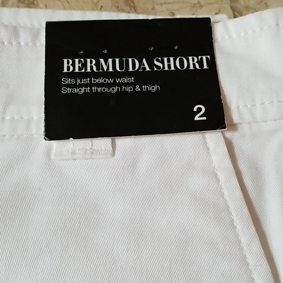 New York & Co Bermuda Shorts - Picture 2 of 5